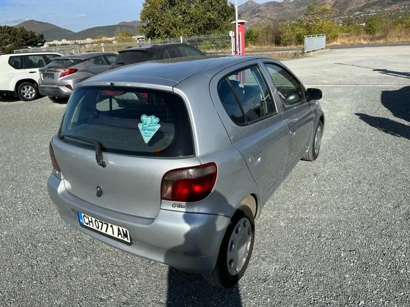 Toyota Yaris (KATO НОВА) Image 6